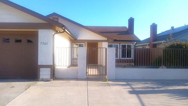 Building Photo - 7561 Skyline Dr