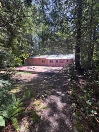 Building Photo - Wooded Cozy 2 Bed Home on Key Peninsula