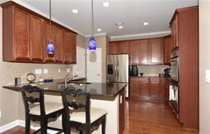 Building Photo - 759 Village Crest Dr NW