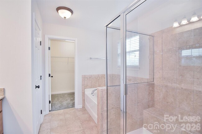 Building Photo - 5115 Chapel Chase Lane