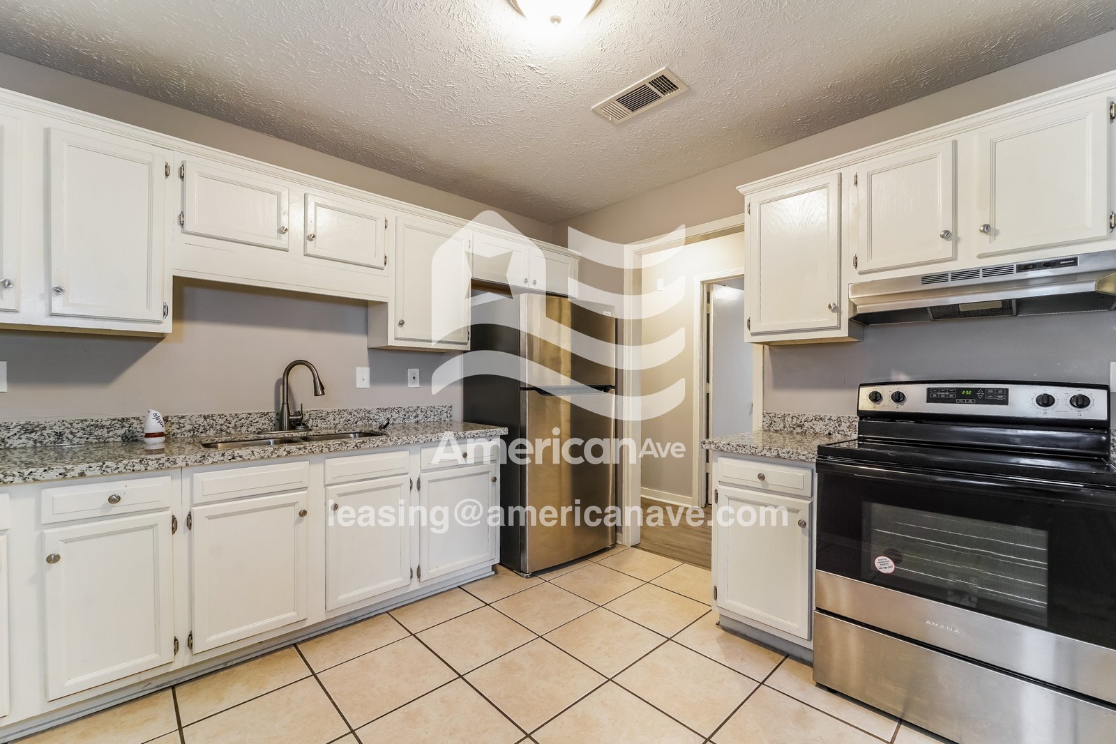 Building Photo - 814 Harvey St