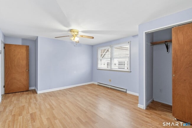 Building Photo - 44 E Cedar St