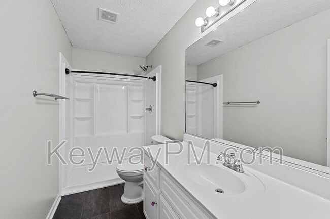 Building Photo - 59 Leigh Pl