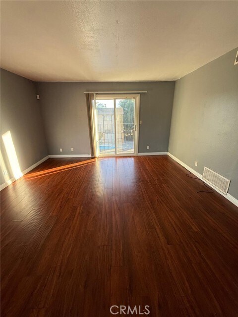 Building Photo - 12835 10th St