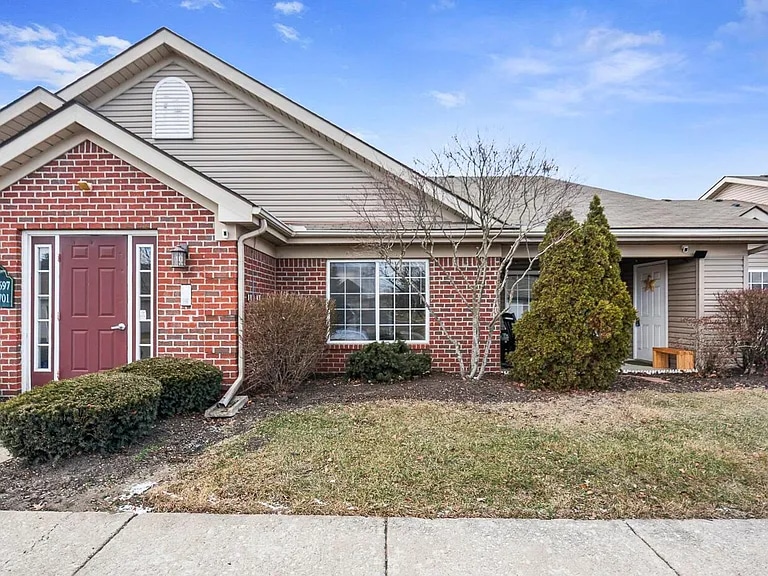 Building Photo - 1695 Berrancher Dr