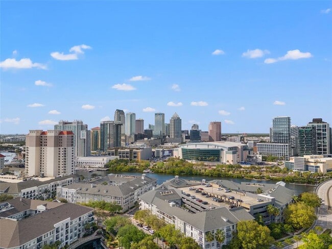 Building Photo - 700 S Harbour Island Blvd