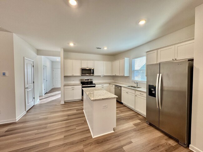 Building Photo - Be the First to Live in This Beautiful 5 B...