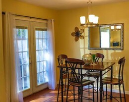 Building Photo - 3830 Kensingwood Trce