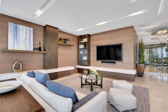 Building Photo - 435 Bayshore Dr