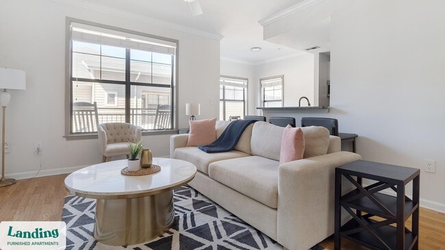 Building Photo - 2000 Monroe Pl NE