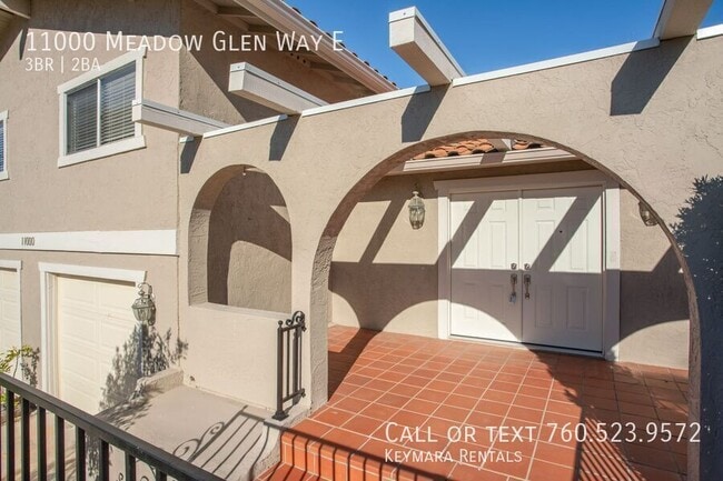 Building Photo - 11000 Meadow Glen Way E