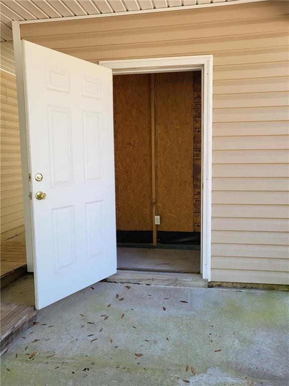 Building Photo - 210 Trixie Ct