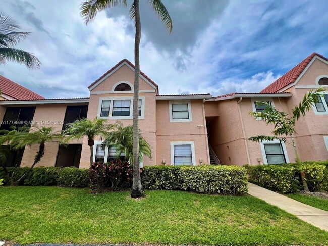 Building Photo - 10440 SW 156th Ct