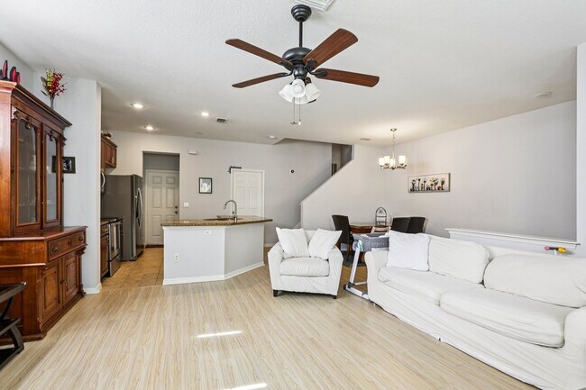 Building Photo - 7435 Arlington Grove Cir