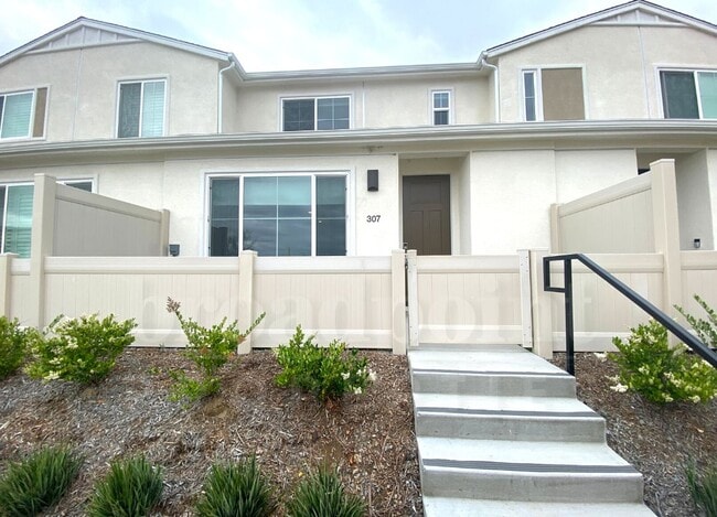 Building Photo - 307 Sweet Pl