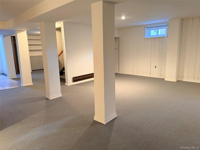 Building Photo - 142 Kamda Blvd