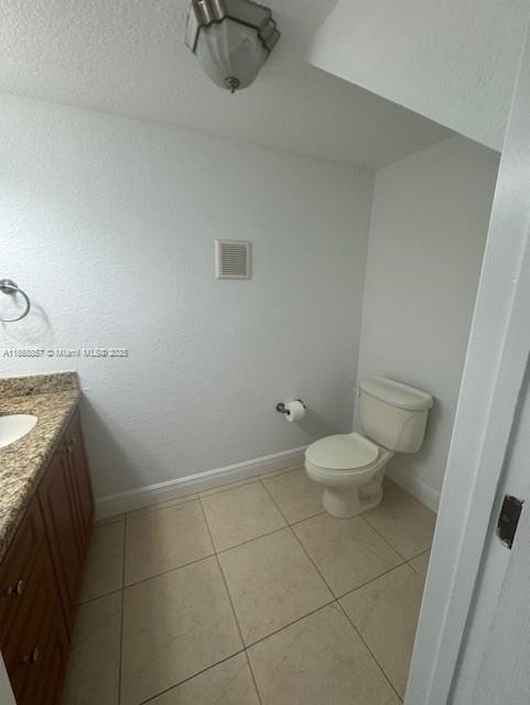 Building Photo - 9351 Fontainebleau Blvd