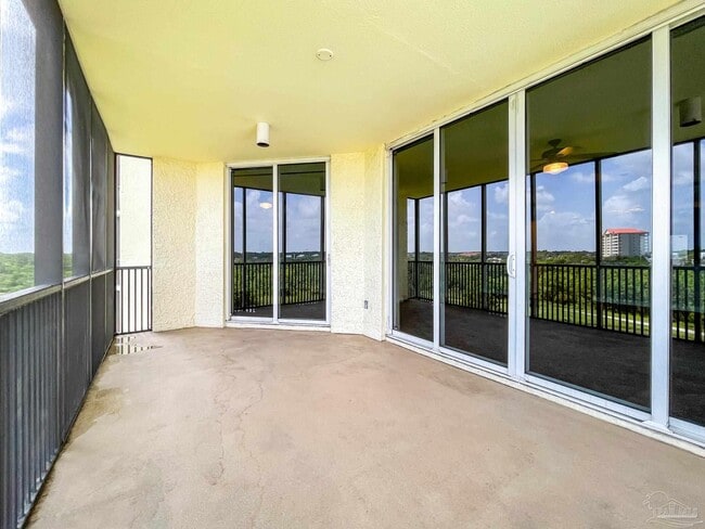 Building Photo - 612 Lost Key Dr