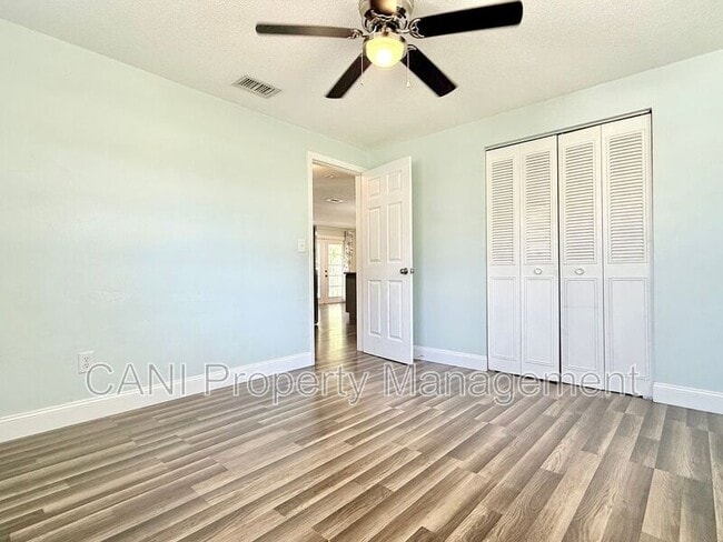 Building Photo - 1529 Culverhouse Dr