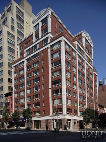 Building Photo - 363 W 30th St