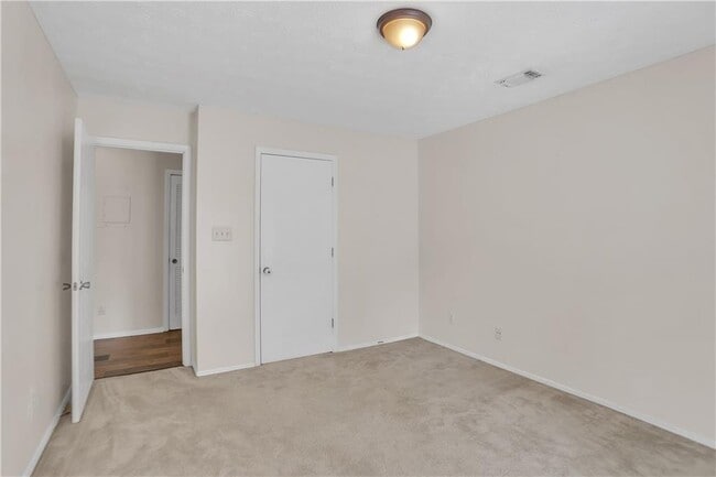 Building Photo - 1408 Country Park Dr