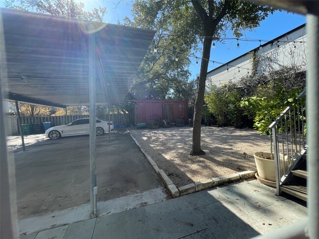 Building Photo - 5911 Winsome Ln