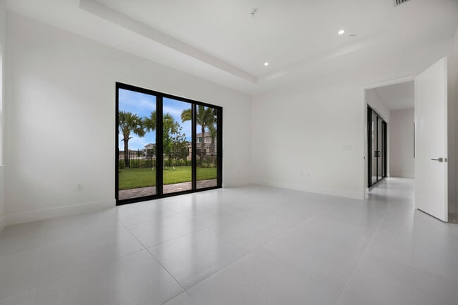 Building Photo - 12526 Solana Bay Cir