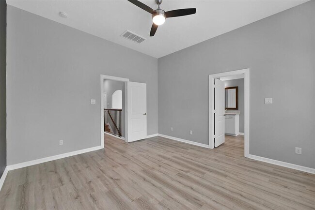 Building Photo - 91 Aventura Pl
