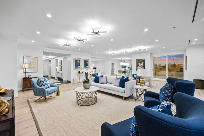 Building Photo - 801 Key Hwy