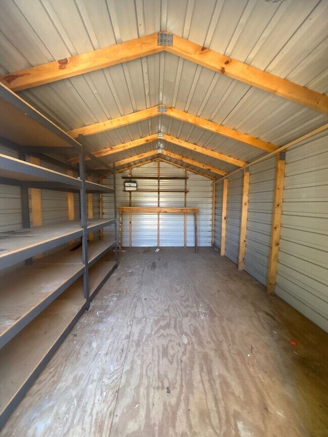 Building Photo - Lots of space and flexibility in a convenient Wheat Ridge Location