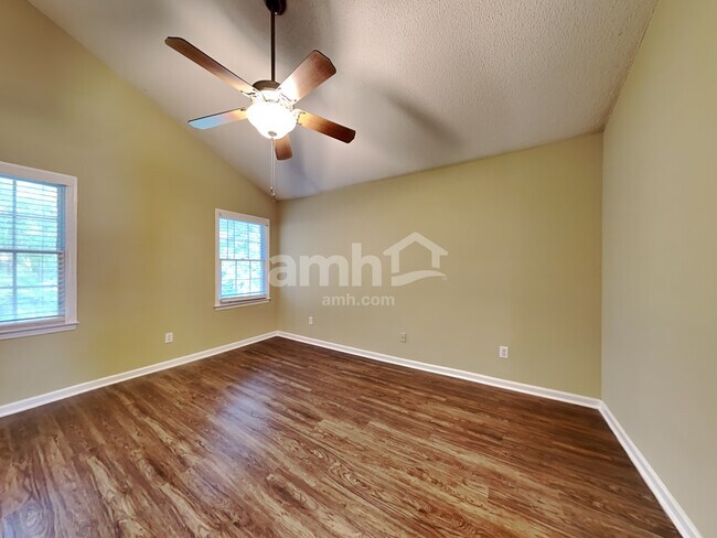 Building Photo - 1003 Pine Acres Ct