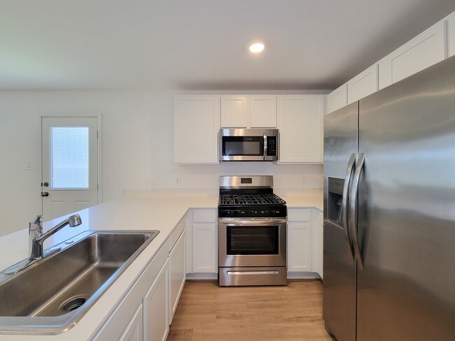 Building Photo - 314 Hbr Bnd Ct