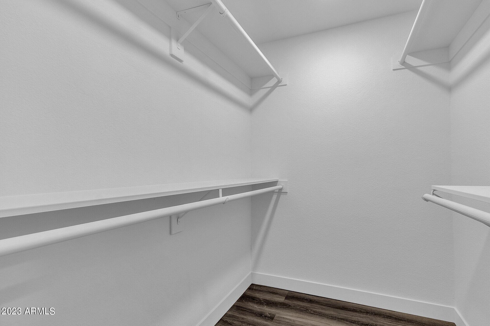 Building Photo - 7625 E Camelback Rd