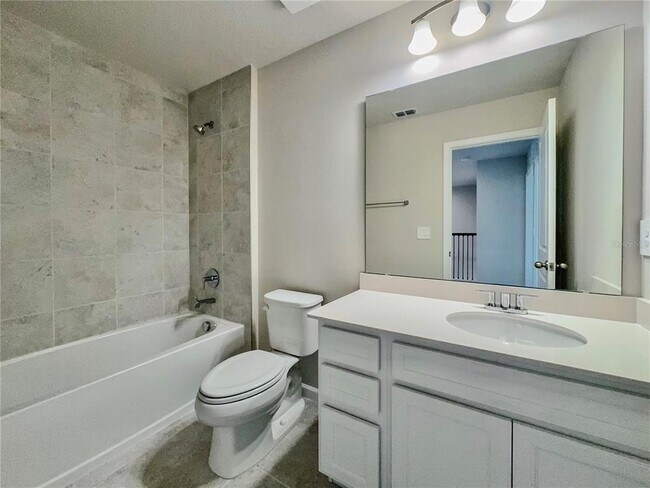 Building Photo - 3753 Isle Royal Place