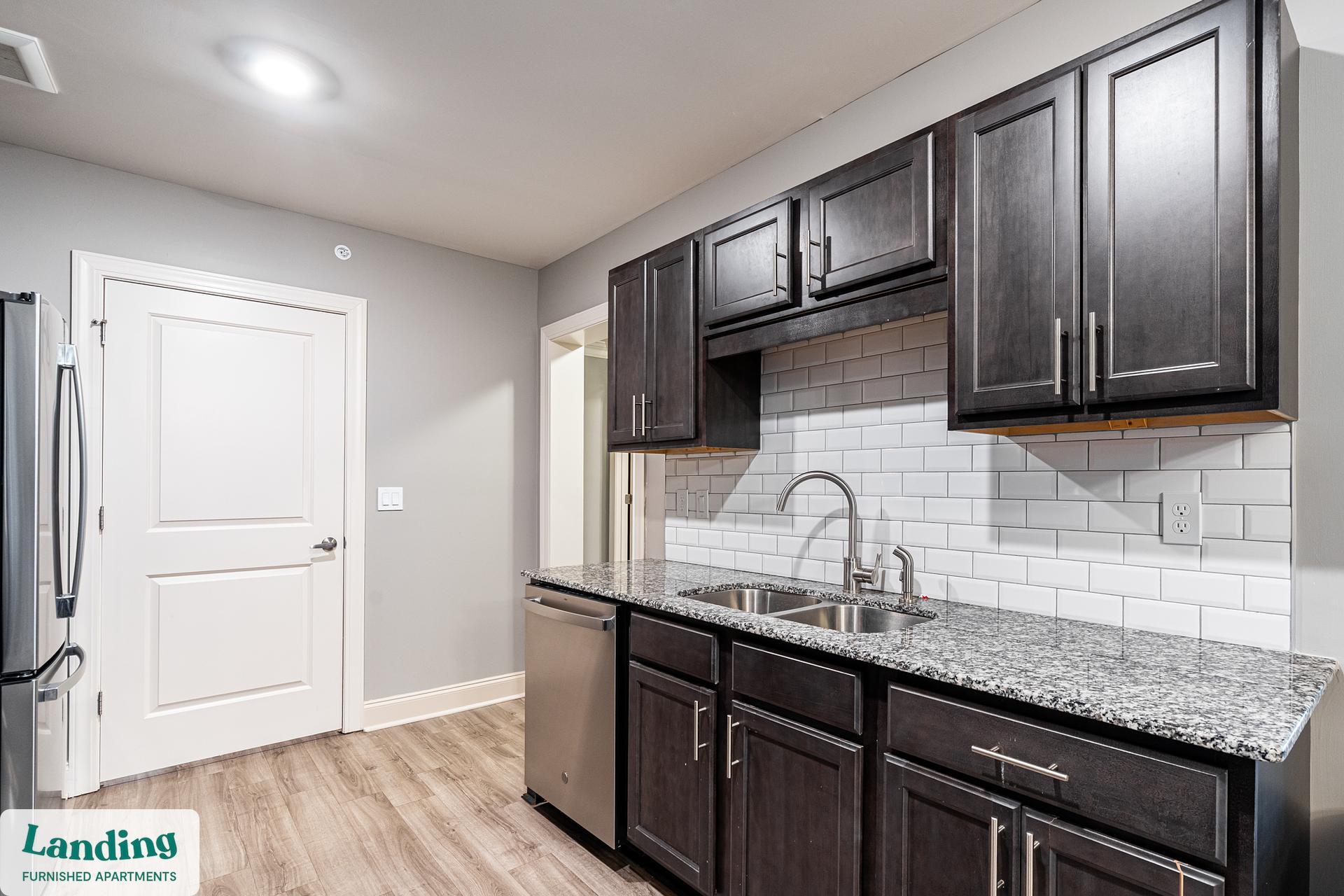 Building Photo - 305 Laredo Dr