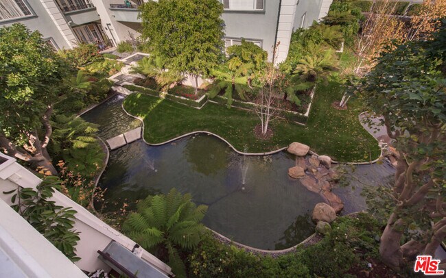 Building Photo - 10108 Empyrean Way