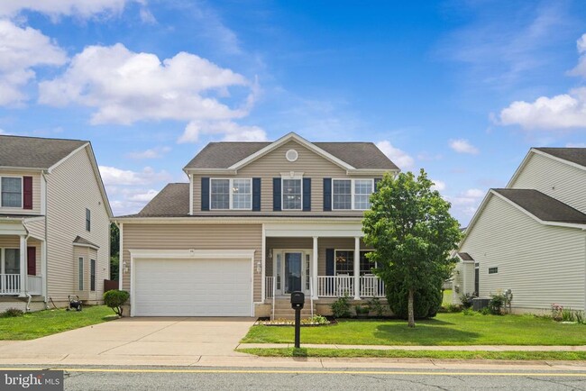 Building Photo - 10 Everglades Ln
