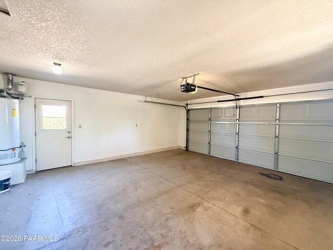 Building Photo - 4150 N Kachina Way