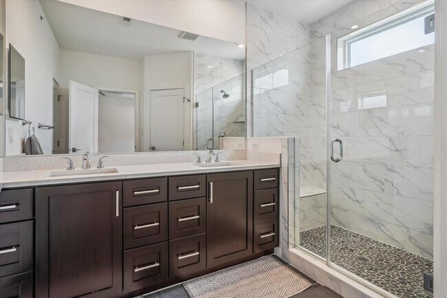 Building Photo - 14420 Beckett Glen Cir