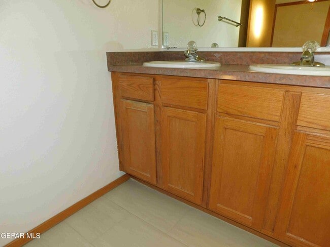 Building Photo - 3313 Tierra Espada Dr