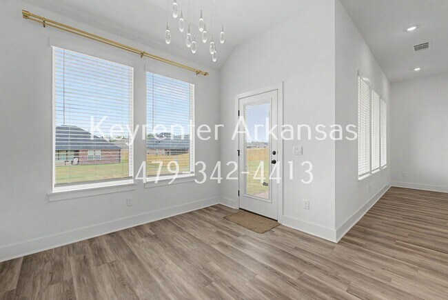 Building Photo - 407 W Taverner Xing
