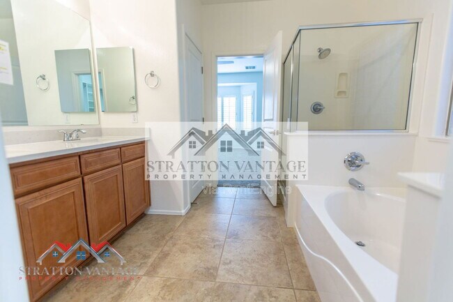 Building Photo - 11527 East Starkey Avenue