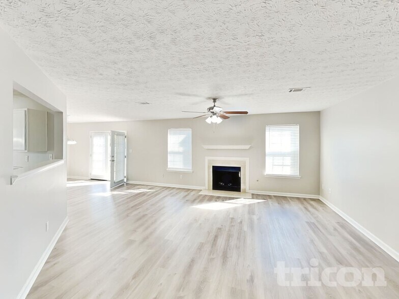 Building Photo - 988 Winding Down Way