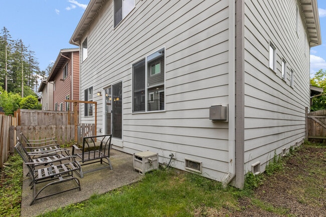 Building Photo - 4109 150th St SE