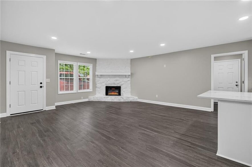 Building Photo - 1540 Spender Dr