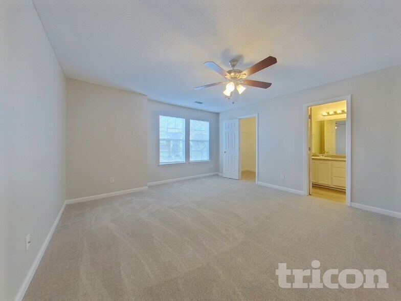 Building Photo - 2241 Tuley Dr