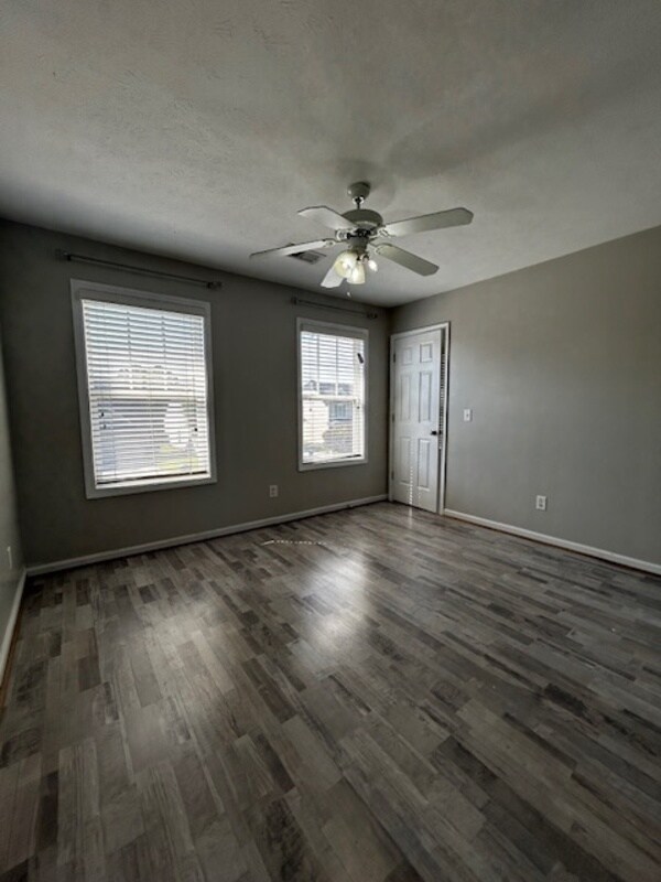 Building Photo - 368 Peppercorn Ln