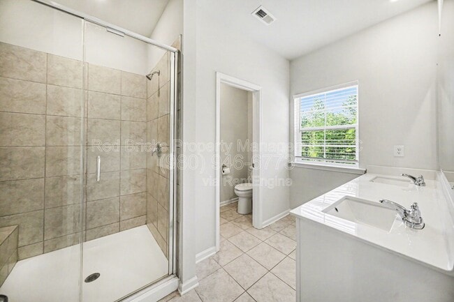 Building Photo - 7828 Nelson Rd