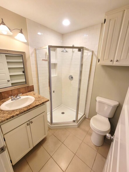 Building Photo - 2608 Neals Ln