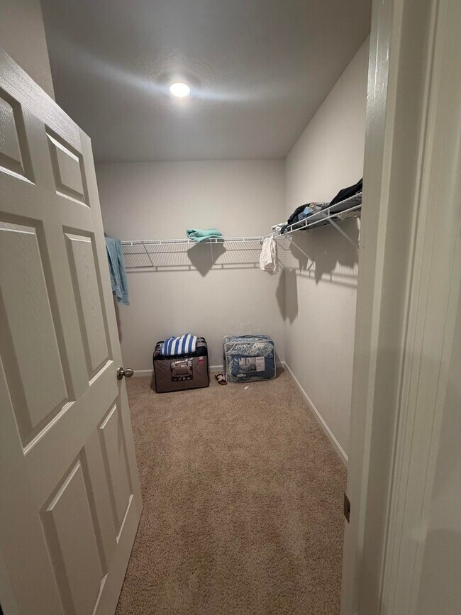 Building Photo - 2008 Olympia Ave SW